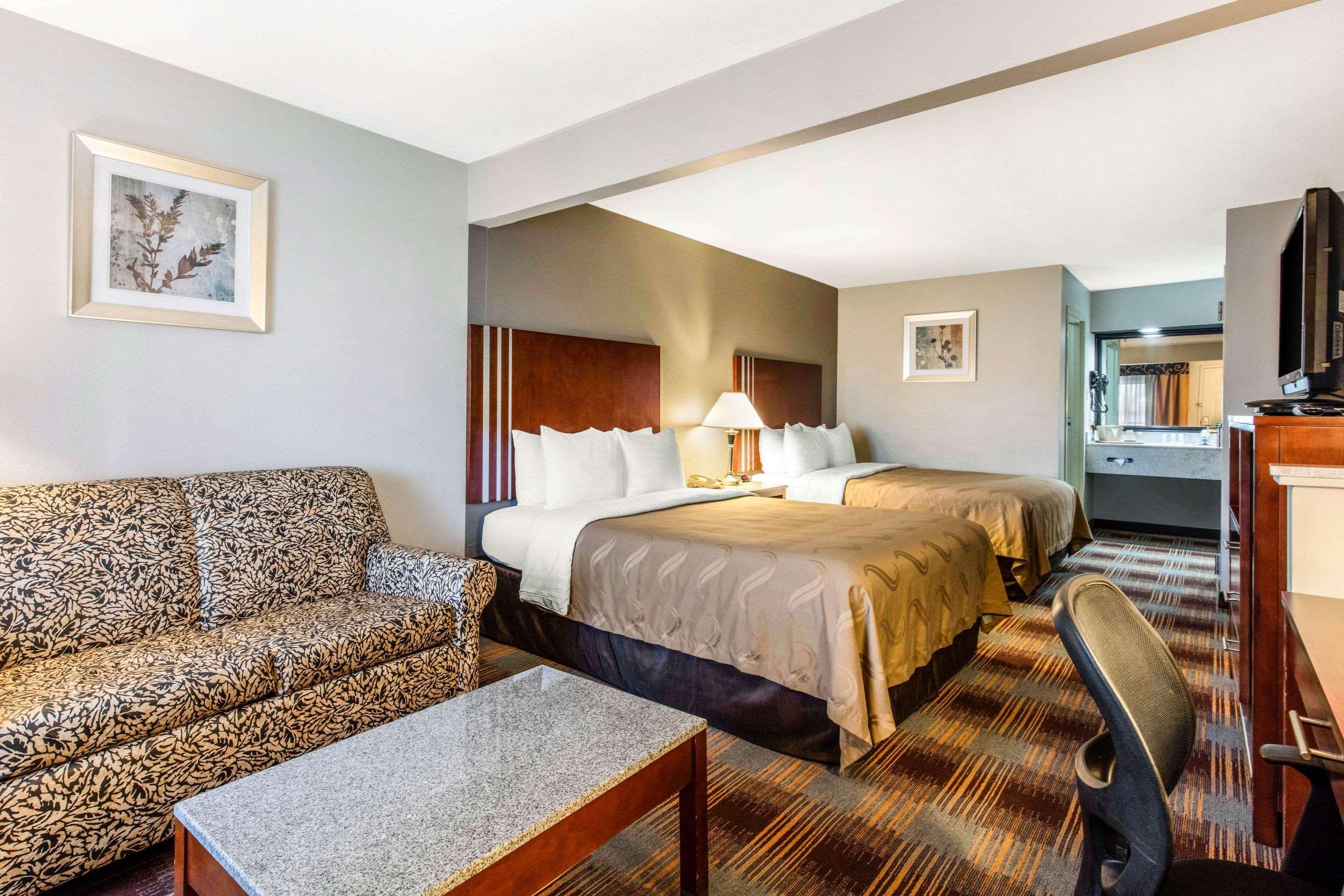 Quality Inn Airport I-240 ممفيس المظهر الخارجي الصورة