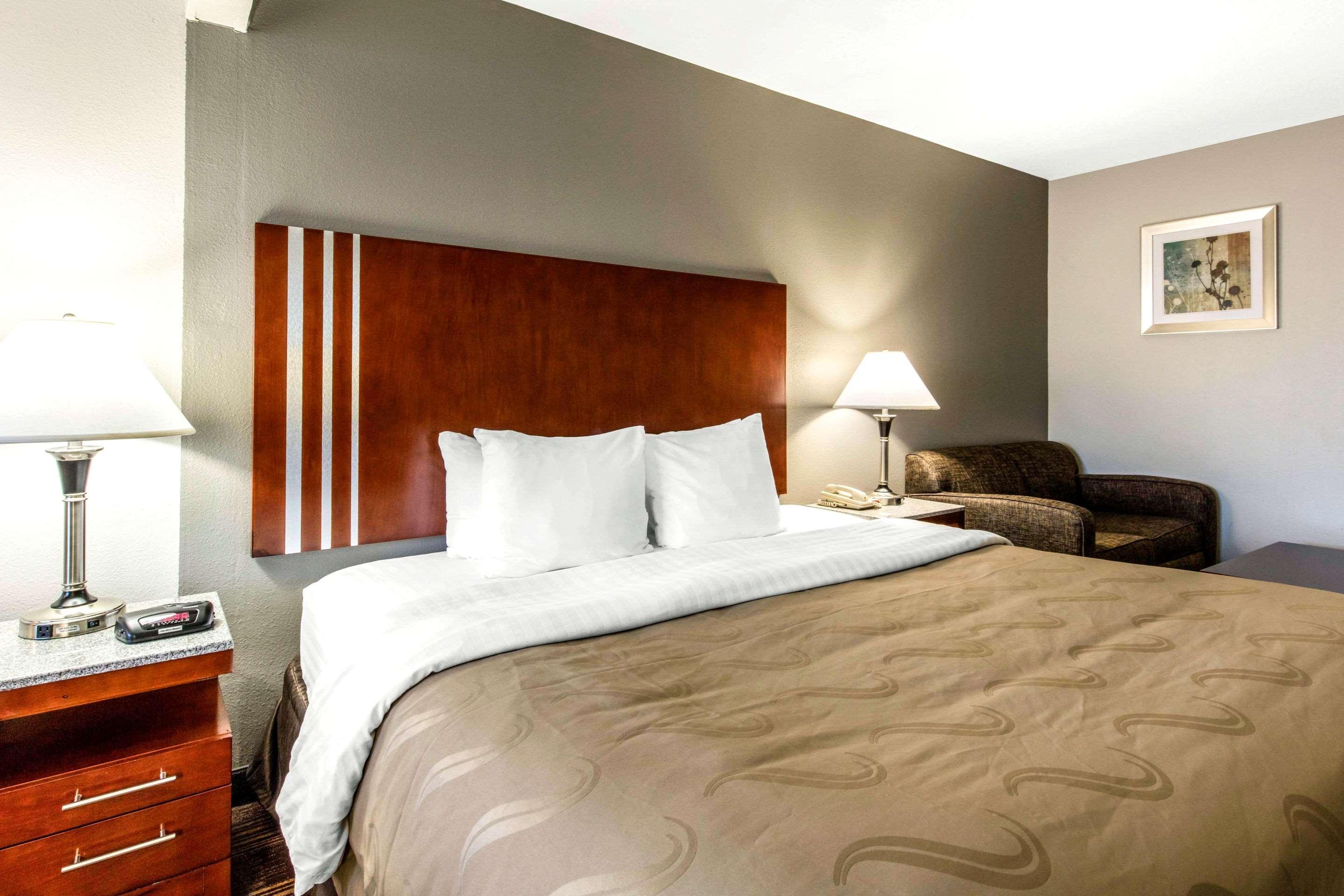 Quality Inn Airport I-240 ممفيس المظهر الخارجي الصورة