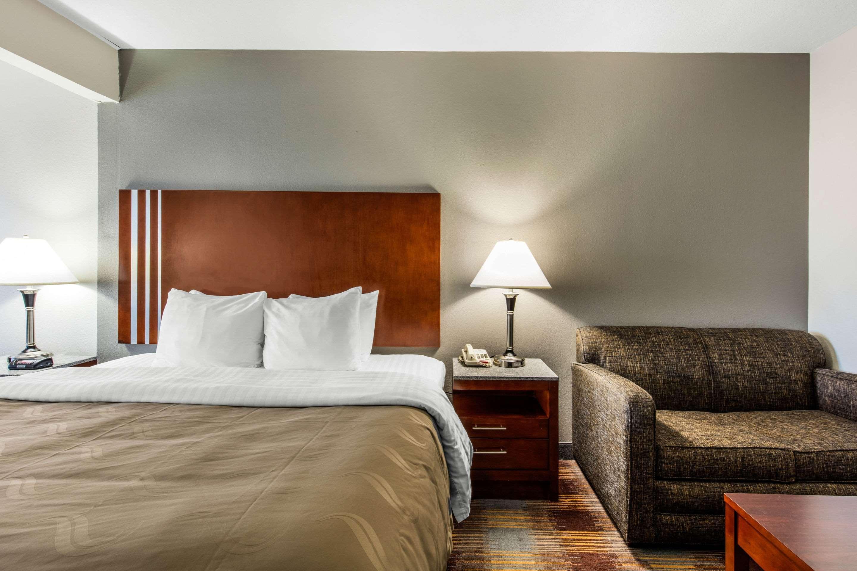 Quality Inn Airport I-240 ممفيس المظهر الخارجي الصورة