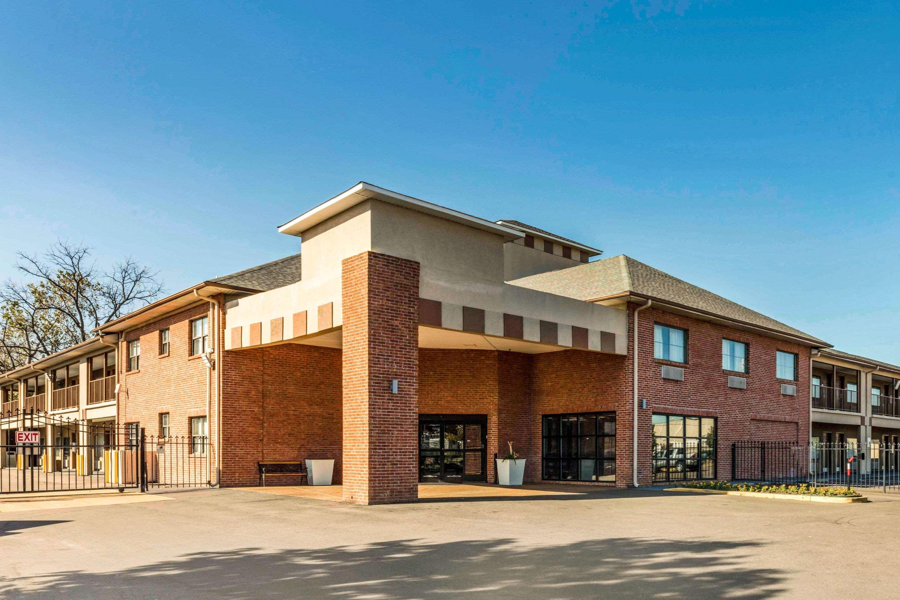 Quality Inn Airport I-240 ممفيس المظهر الخارجي الصورة