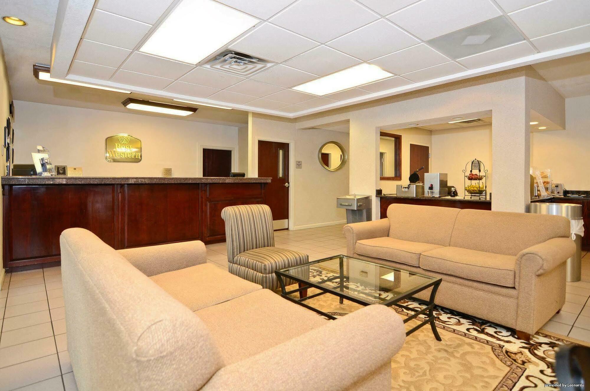 Quality Inn Airport I-240 ممفيس المظهر الخارجي الصورة
